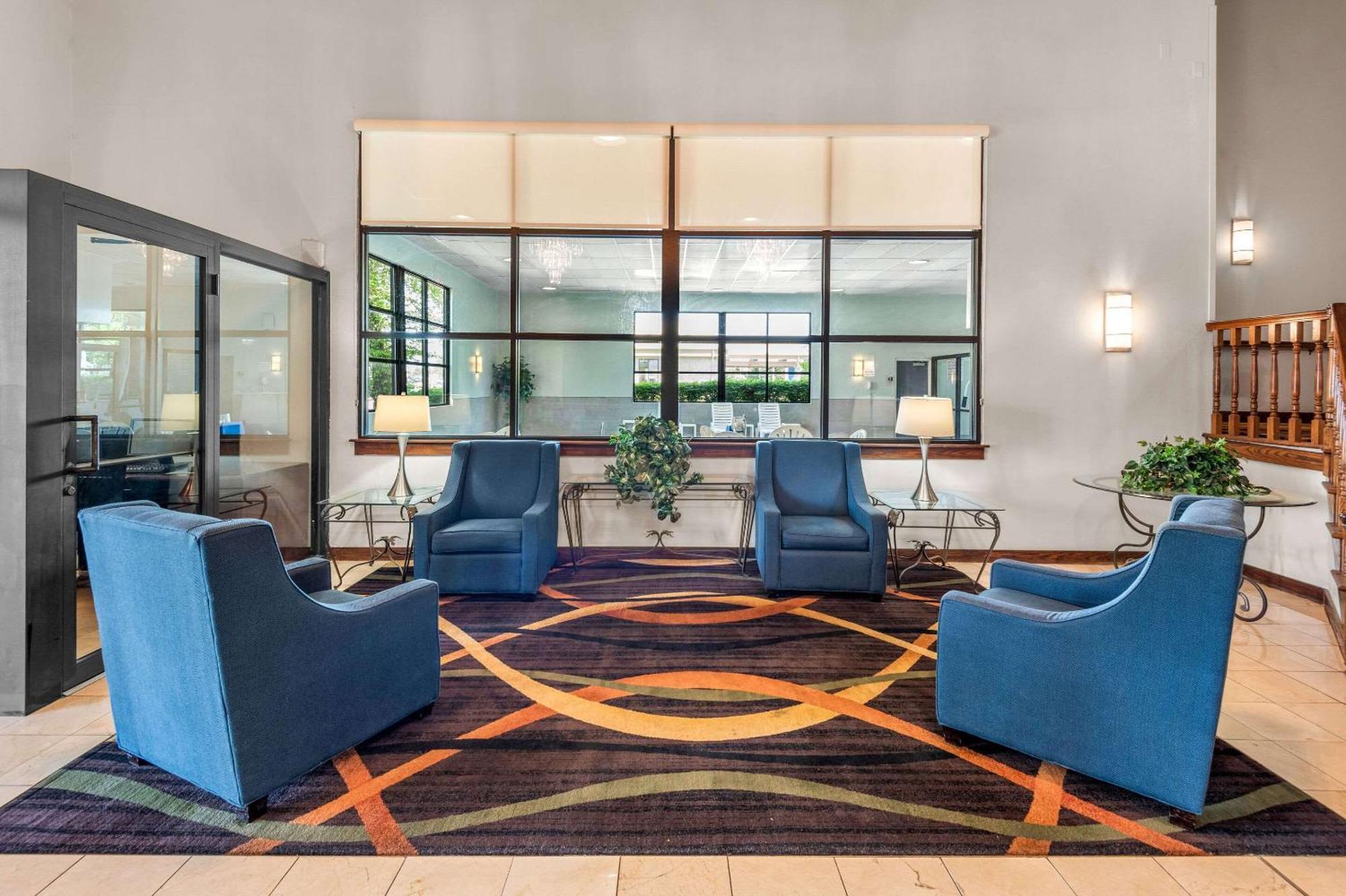 Clarion Inn & Suites Northwest Indianapolis Dış mekan fotoğraf